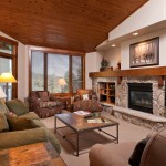 Trails at Storm Meadows.  Kitzbuhel.  Living Room with fireplace & 47" TV