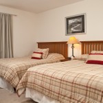 Mustang Run 5C - 2nd bedroom - 2 queen beds with private bathroom