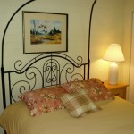 Ski Time Square - Queen Bed, lower level